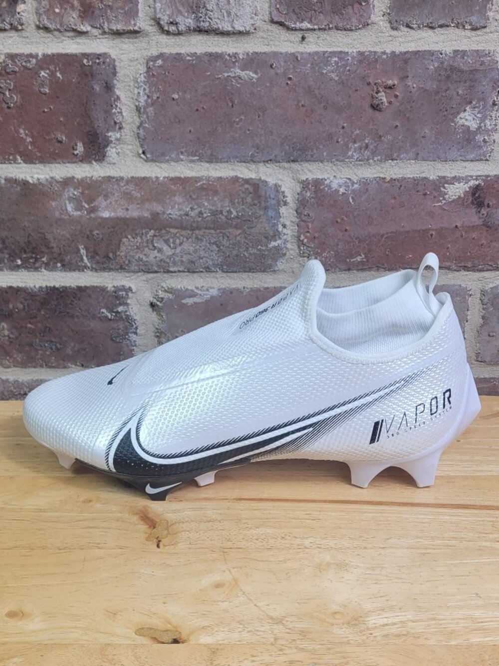 New Mens Nike Vapor 360 Edge Pro Football Cleats White Black Sz 12 WIDE